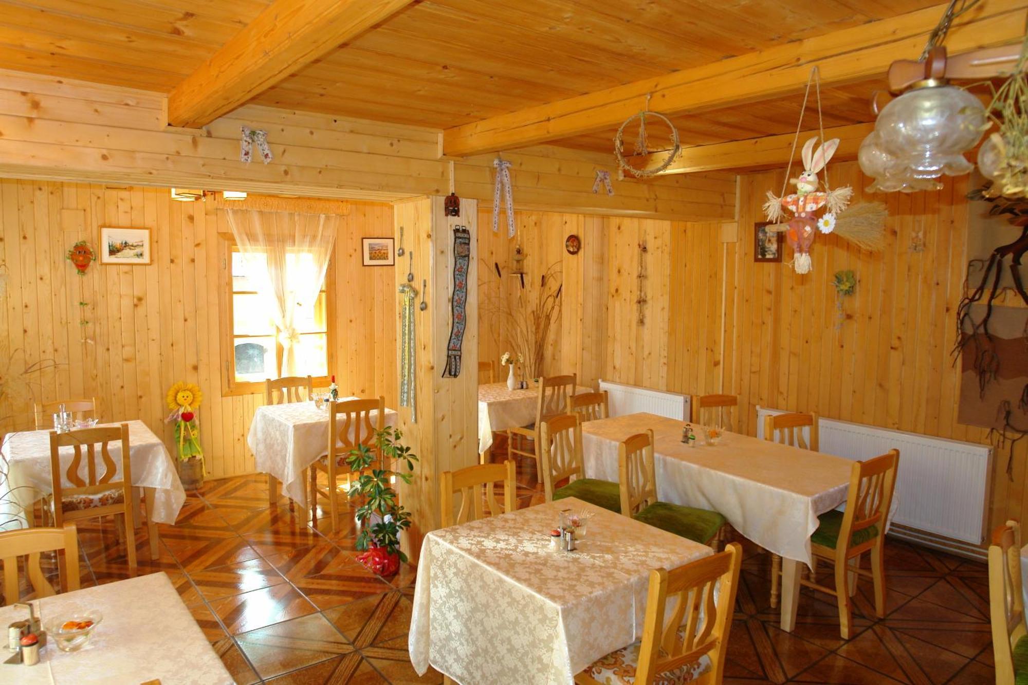 Pension Crizantema Vatra Moldovitei Bagian luar foto
